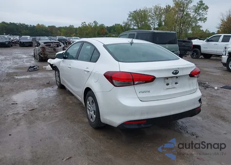 2017 Kia Forte Lx из США, поврежденный, VIN 3KPFL4A77HE102533